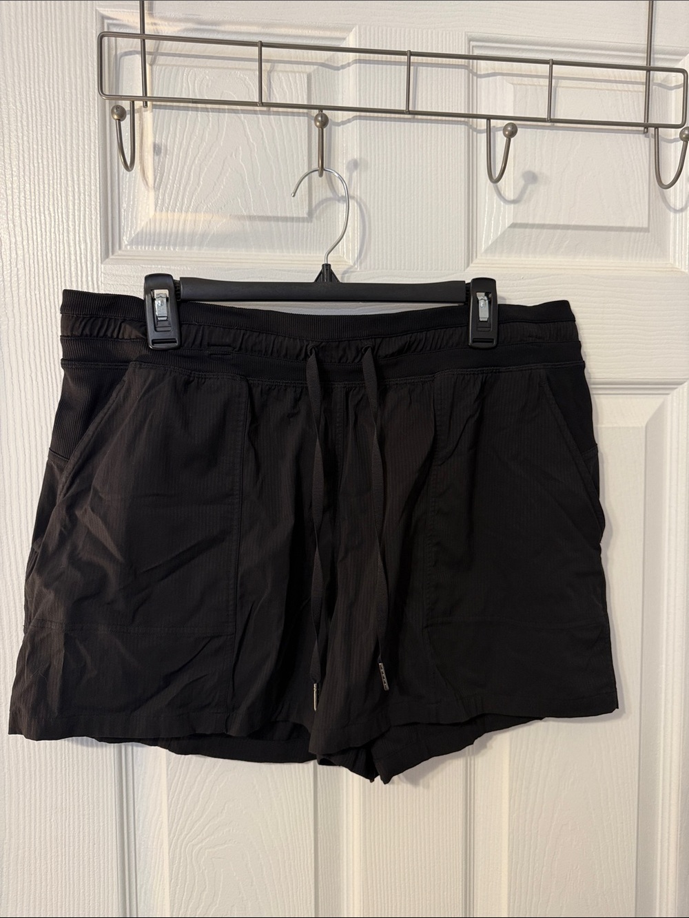 Lululemon Dance Studio Shorts Size 14